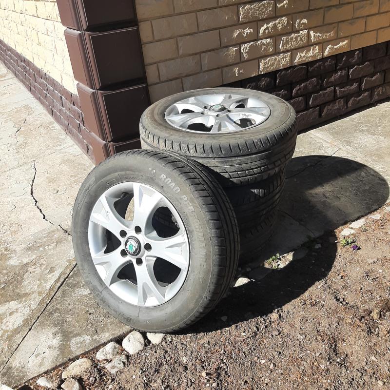 ����� � ����� �� ����� 195 65 R15