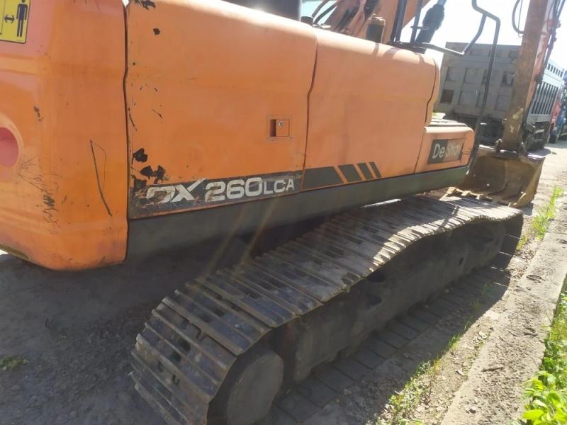 ���������� Doosan DX260LCA