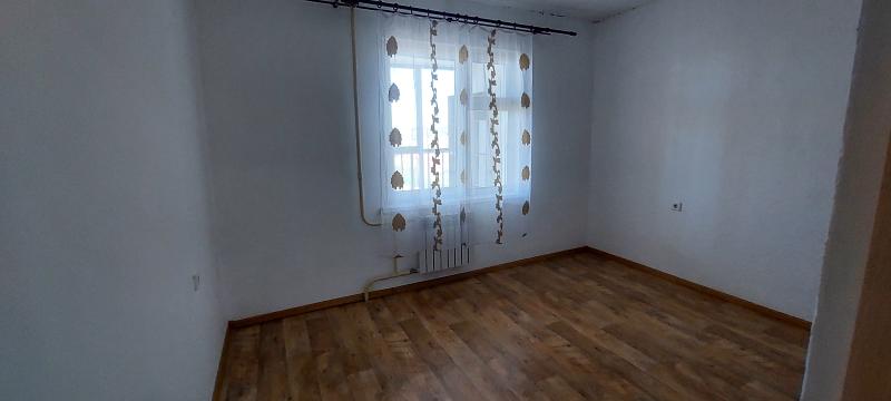 2-� ��������, 52 �2, 8/9 ��.