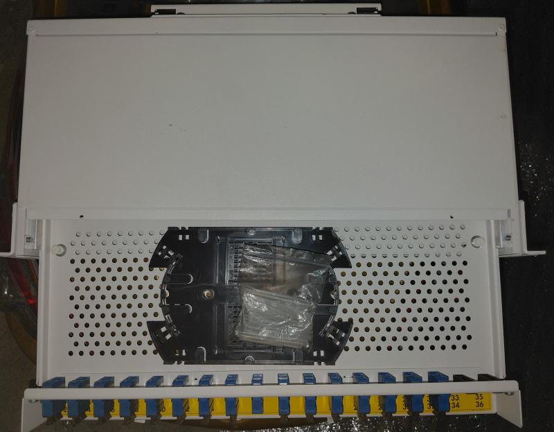 ����� ���������� Ericss �������� ��������� 19", 32 SC/UPC