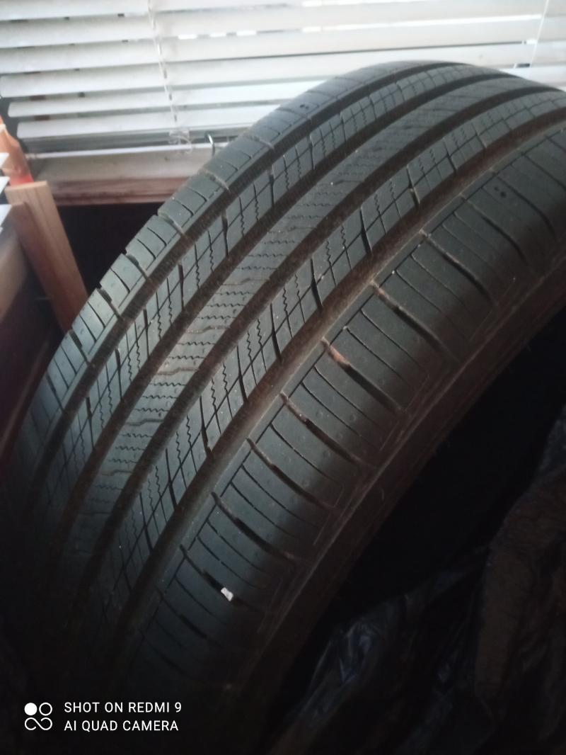 225/60R17 4��