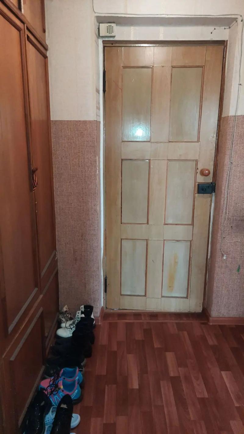 1-� ��������, 33 �2, 5/6 ��.